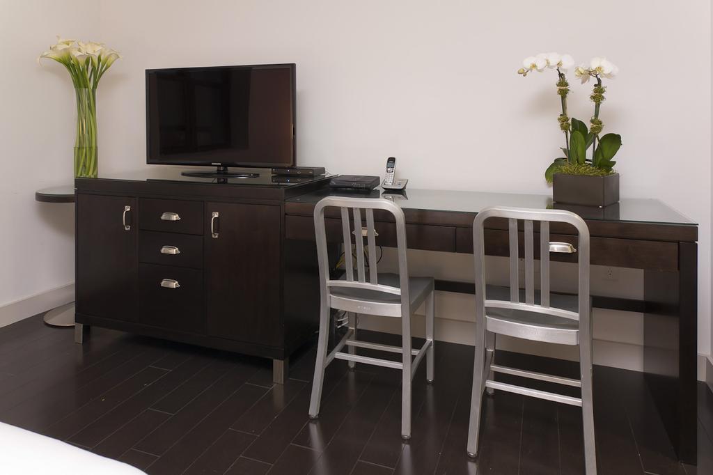 Metro Apartments Ню Йорк Стая снимка
